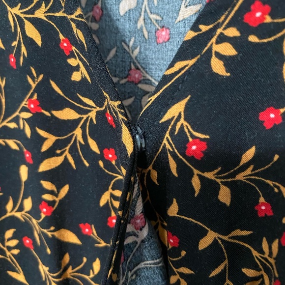 Old Navy Wrap Dress - Picture 2 of 2